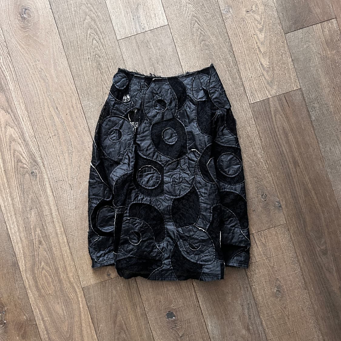 Crinkle Quilting Lace Skirt 상품이미지2