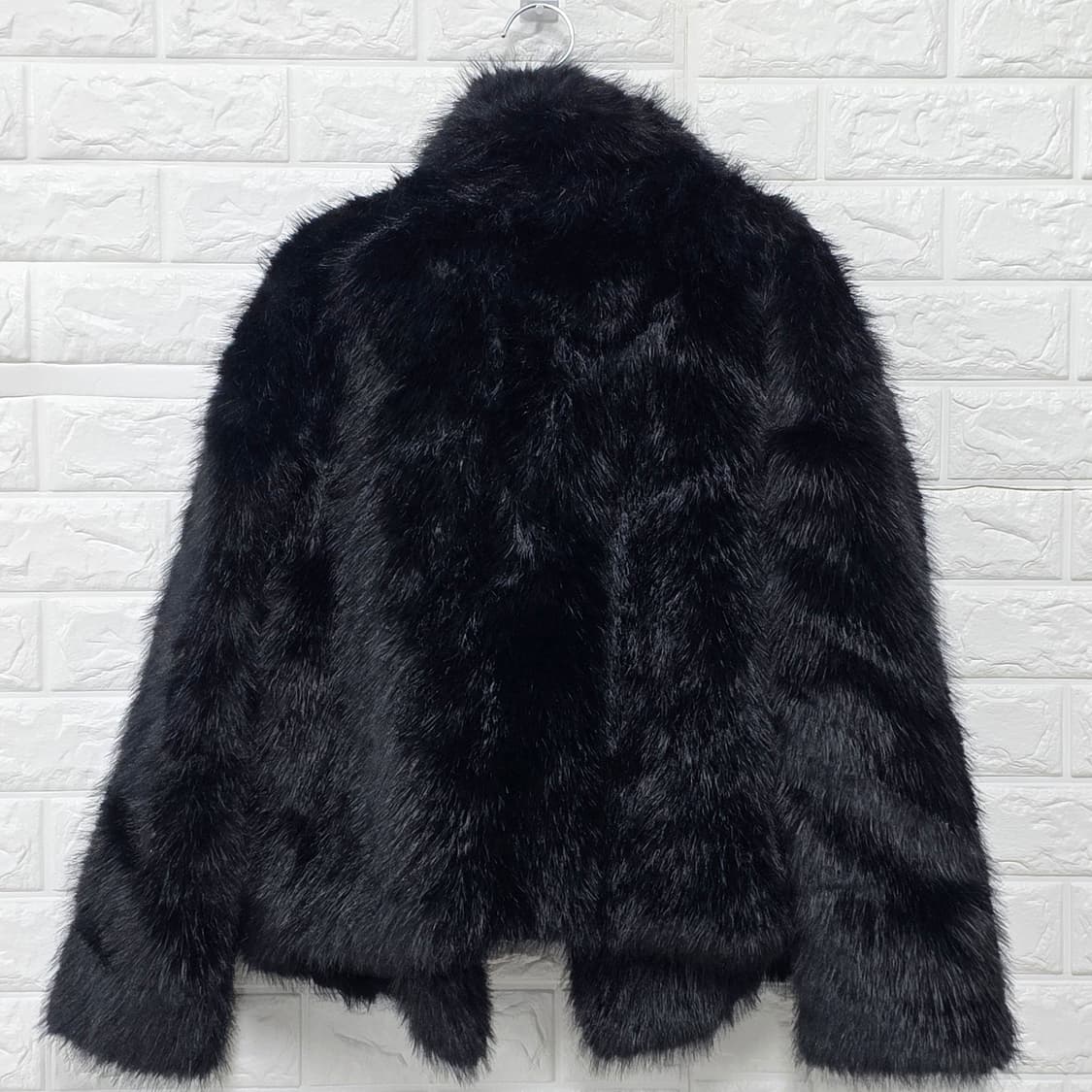 택포_자라 블랙 퍼 자켓 L 상품이미지4