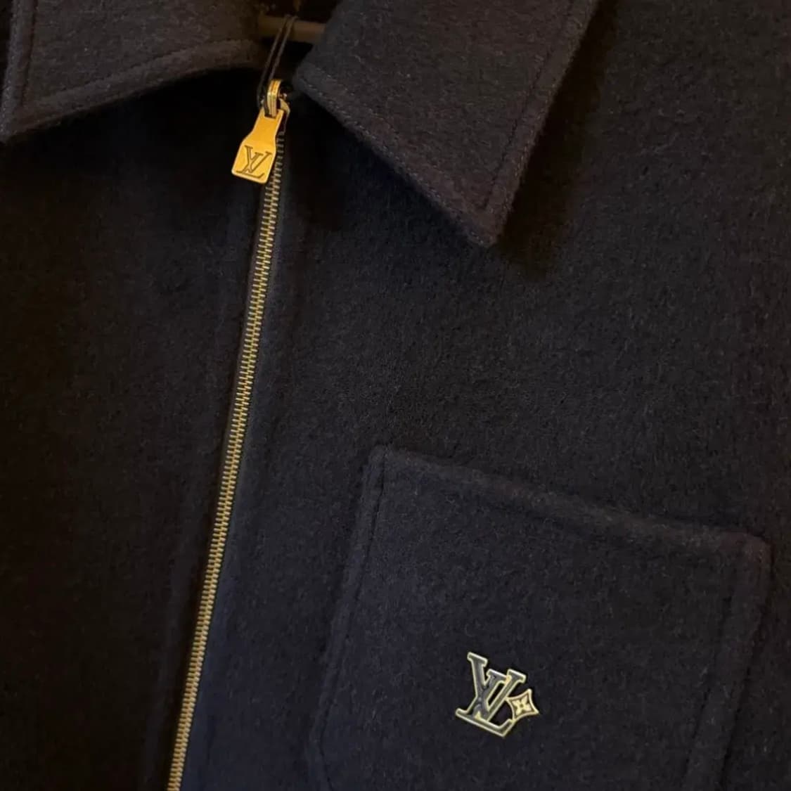 [565 구매] 루이비통 리버시블 더블페이스 울 블루종 (인보이스⭕️) 상품이미지4