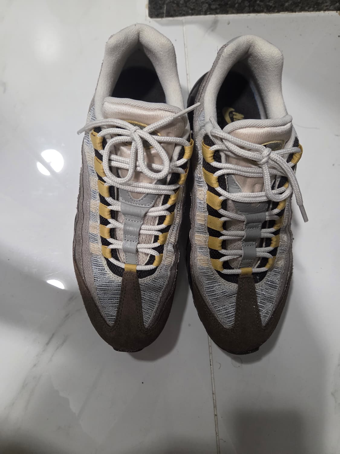 나이키 에어맥스95 아이언스톤 275 상품이미지2