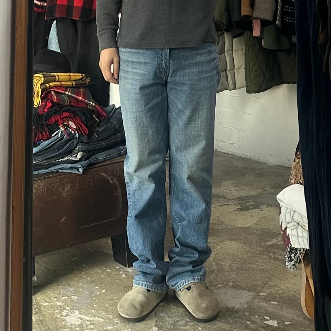 (착용컷) 리바이스 533 (남성용 31) 상품이미지3