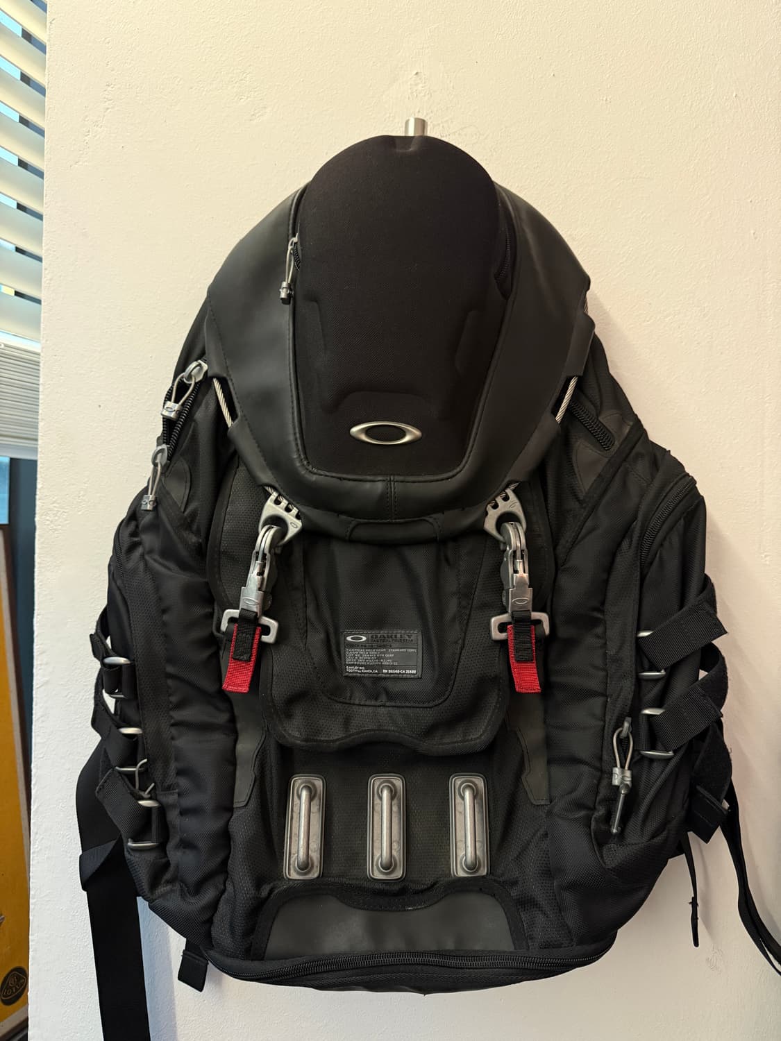 오클리 싱크 백팩 OAKLEY SYNC BACKPACK 상품이미지1