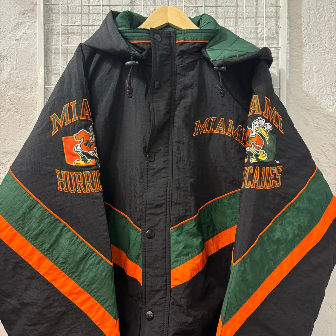 90s 스타터 올드스쿨 빈티지 마이애미 허리케인스 패딩 자켓 2XL 상품이미지3
