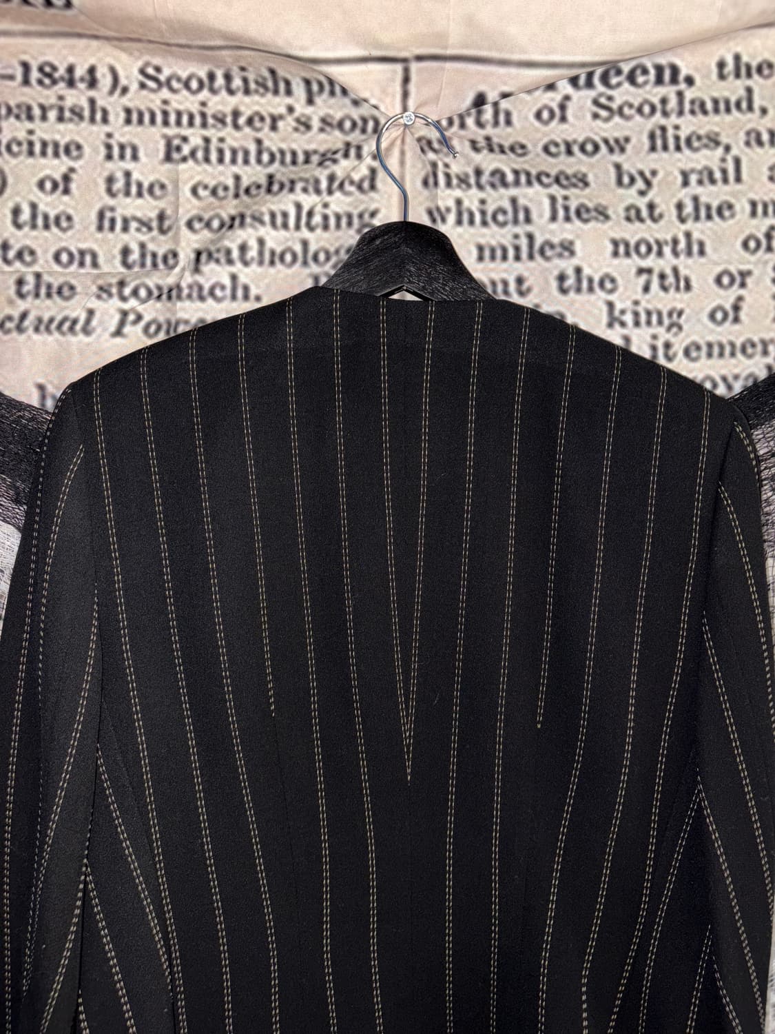 Pinstripe Orbit Blazer 상품이미지4