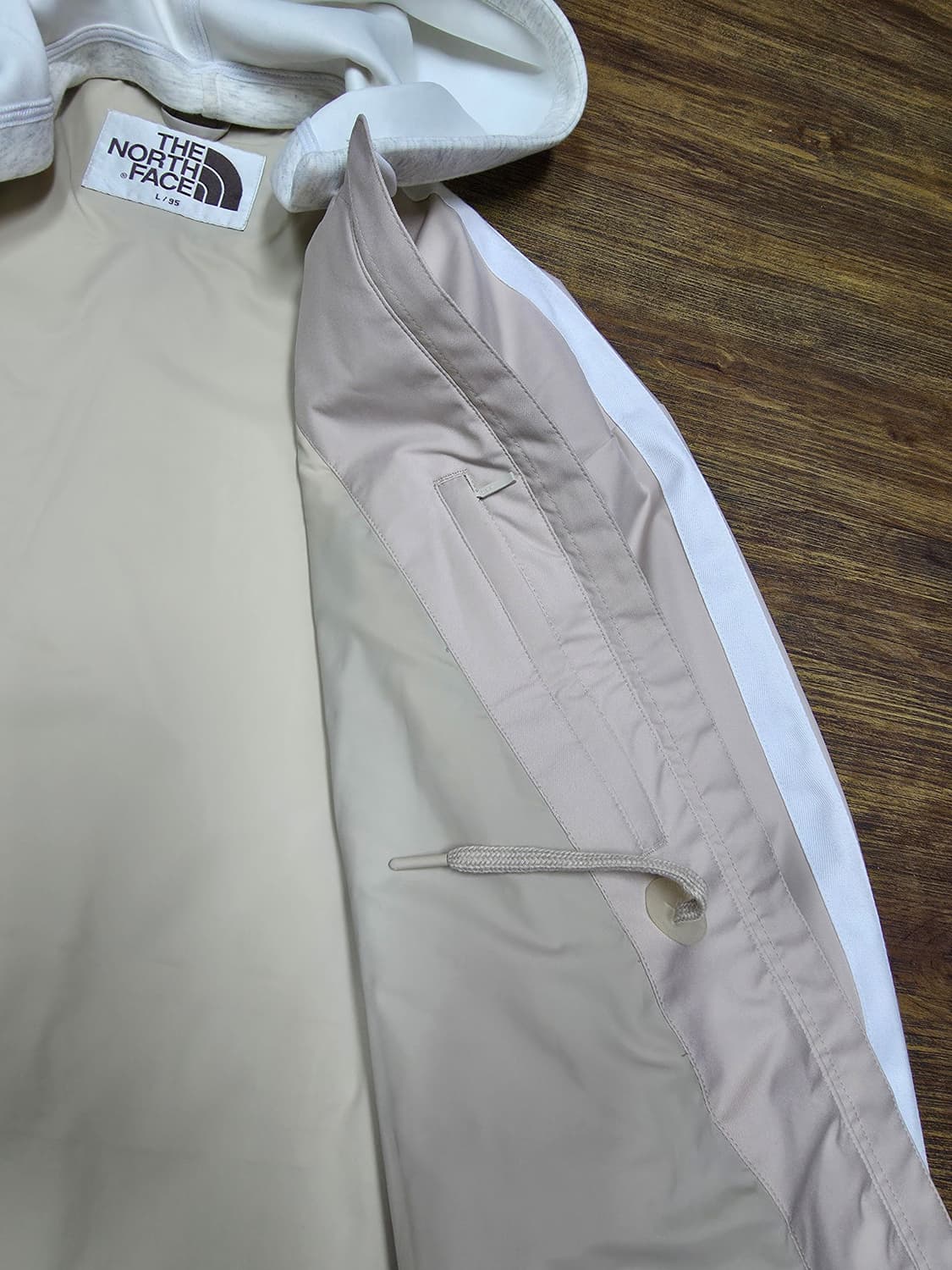 노스페이스 여성 바람막이  상품이미지7