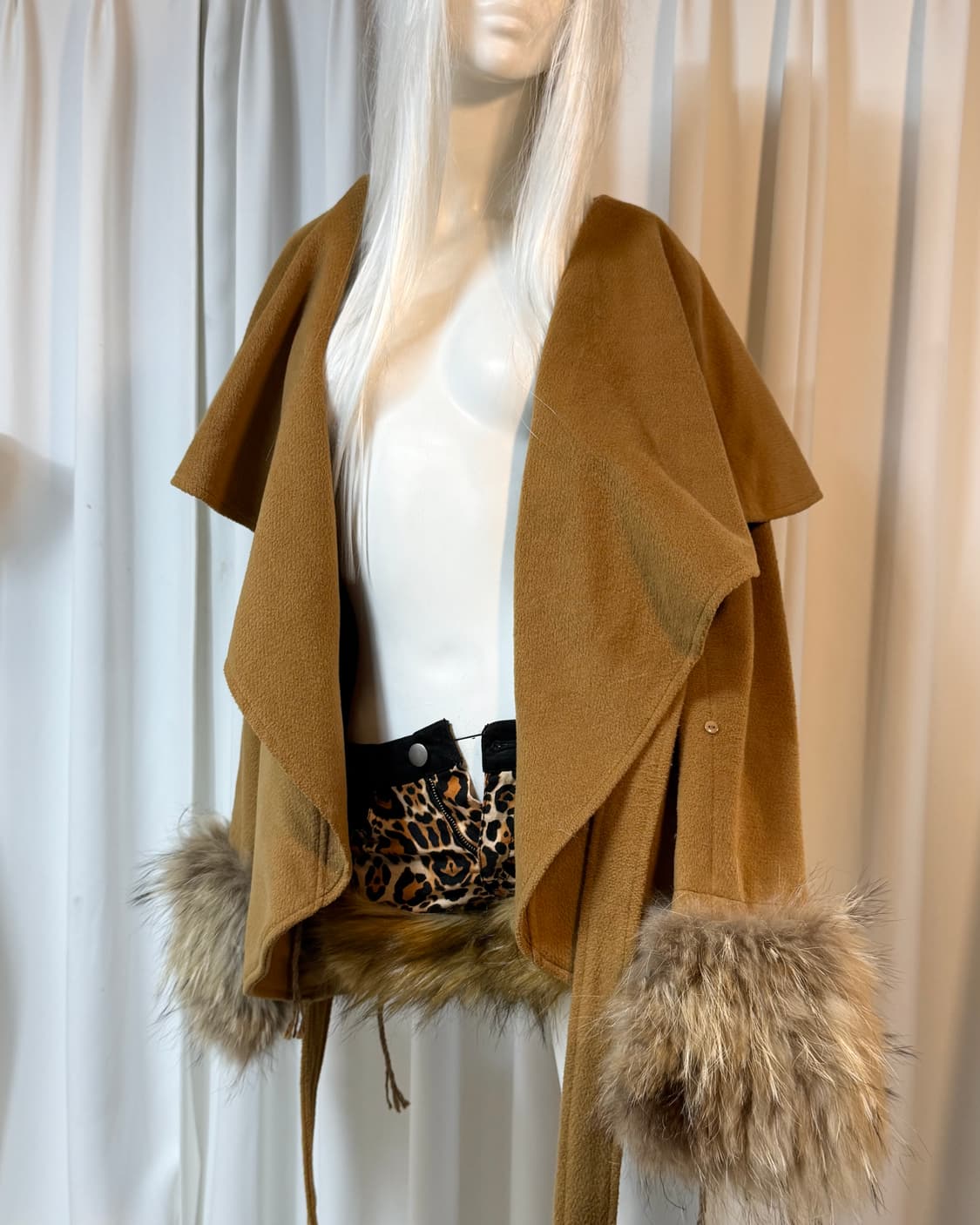 Cecil mc bee 갸루맛 라쿤 퍼 코트 상품이미지4