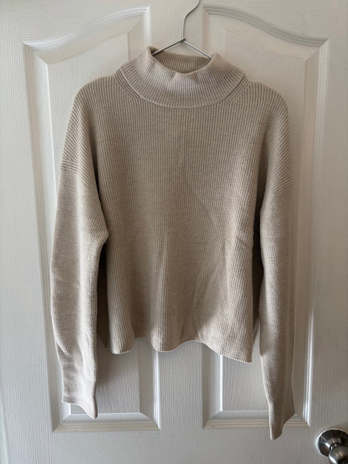 룰루레몬 스웨터  상품이미지1