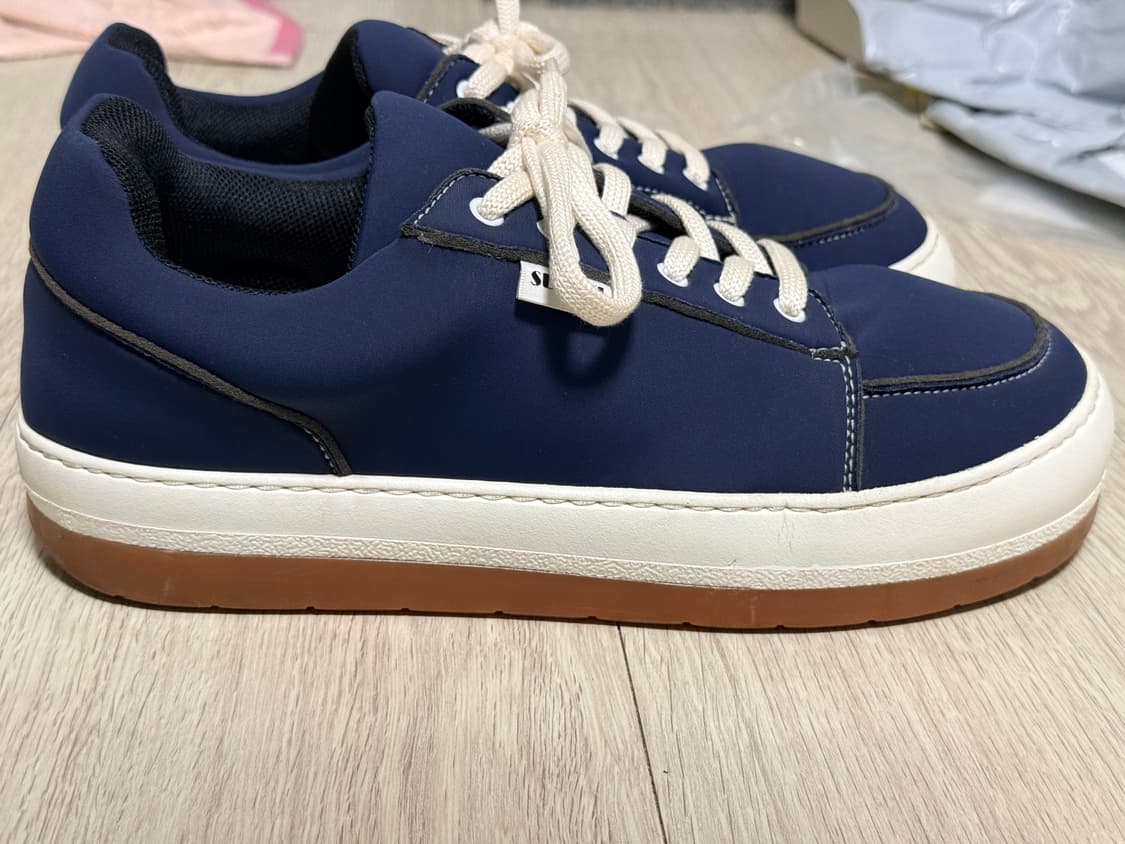 써네이 드리미 네이비(네오프렌) 43 사이즈 판매 상품이미지4