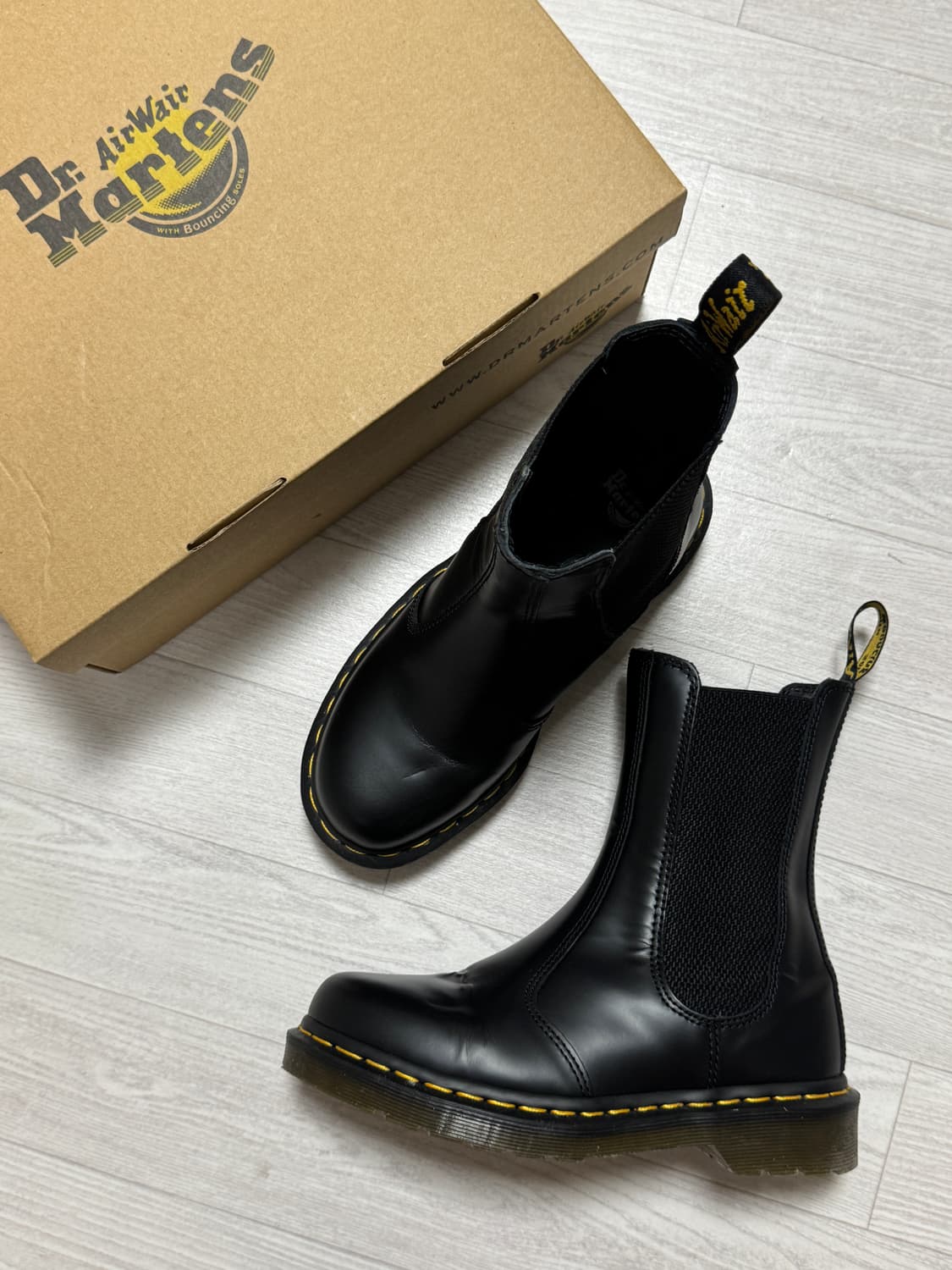 닥터마틴 2976 하이 스무스 블랙 230 상품이미지1