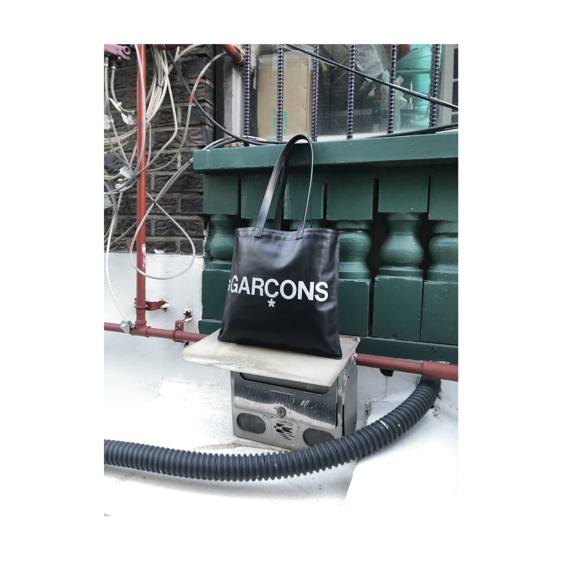 Comme des garcons Leather Logo Tote Bag 상품이미지3