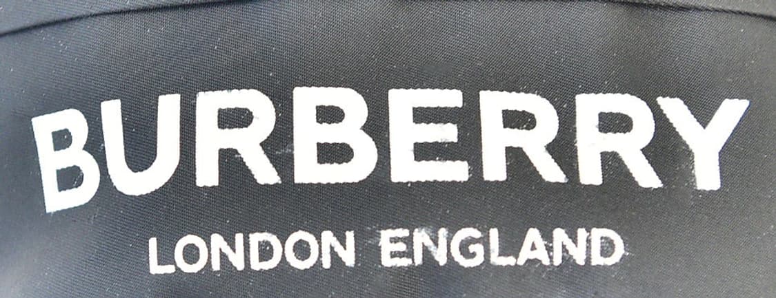 버버리 포이베 버킷 파우치(정품) 상품이미지6