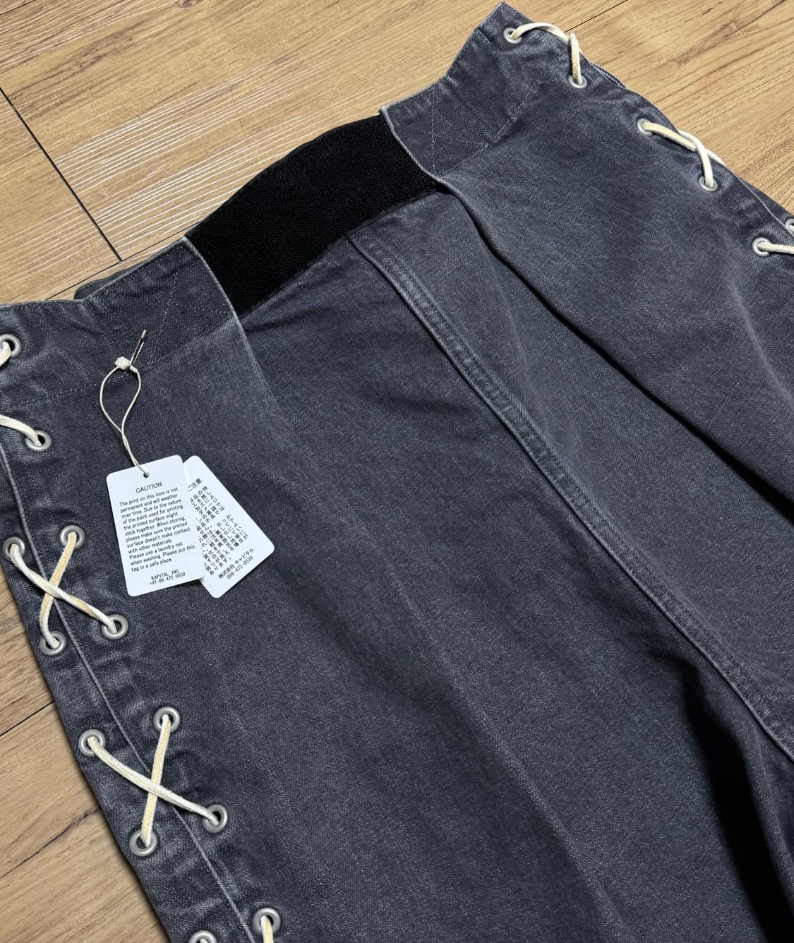 [2]캐피탈 14온즈 블랙 데님 이지 랜치 GO 쇼츠 블랙 상품이미지2