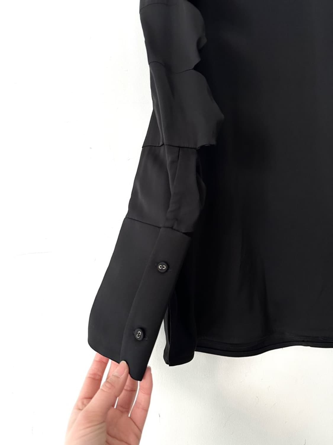 Side slit ribbon blouse / black 상품이미지3