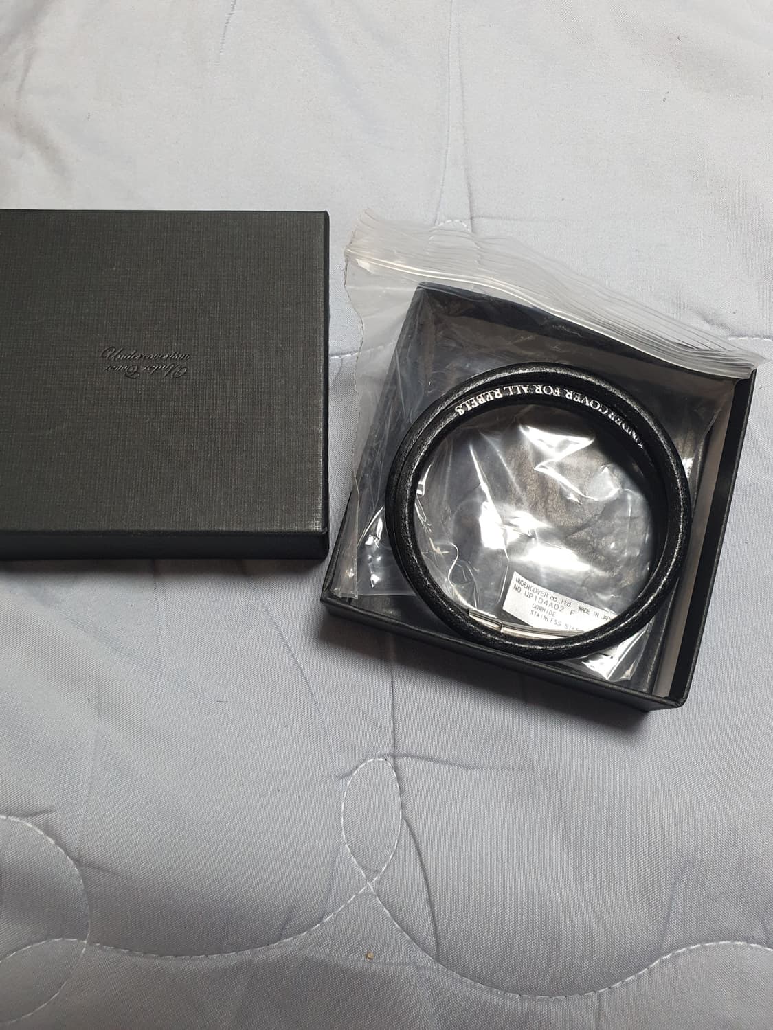 새상품 언더커버 가죽 팔찌 상품이미지1