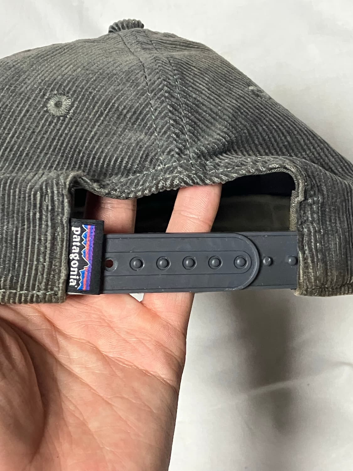 파타고니아 스몰로고 코듀로이 볼캡 차콜 상품이미지3