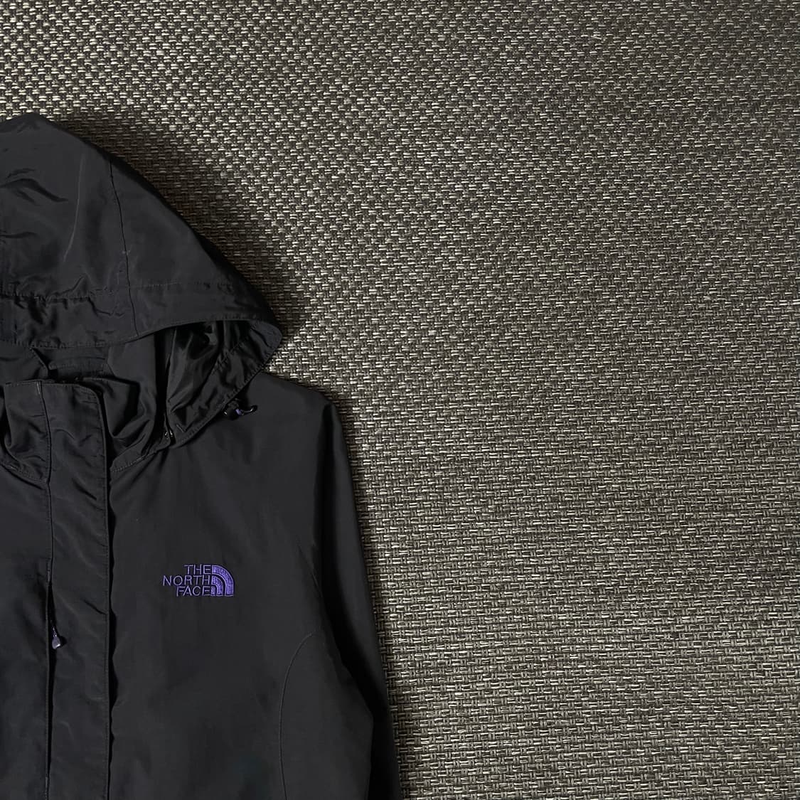 노스페이스 퍼플로고 블랙 나일론 바람막이 자켓 85 상품이미지3