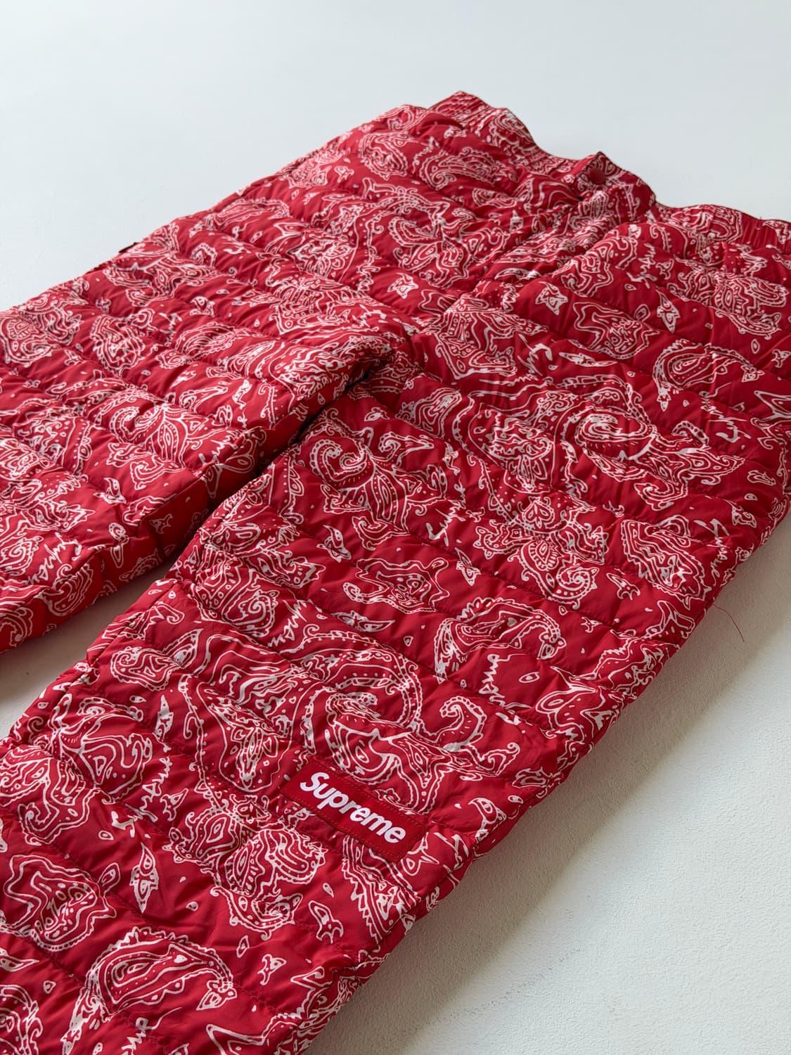 Supreme Micro Down Pants 상품이미지3