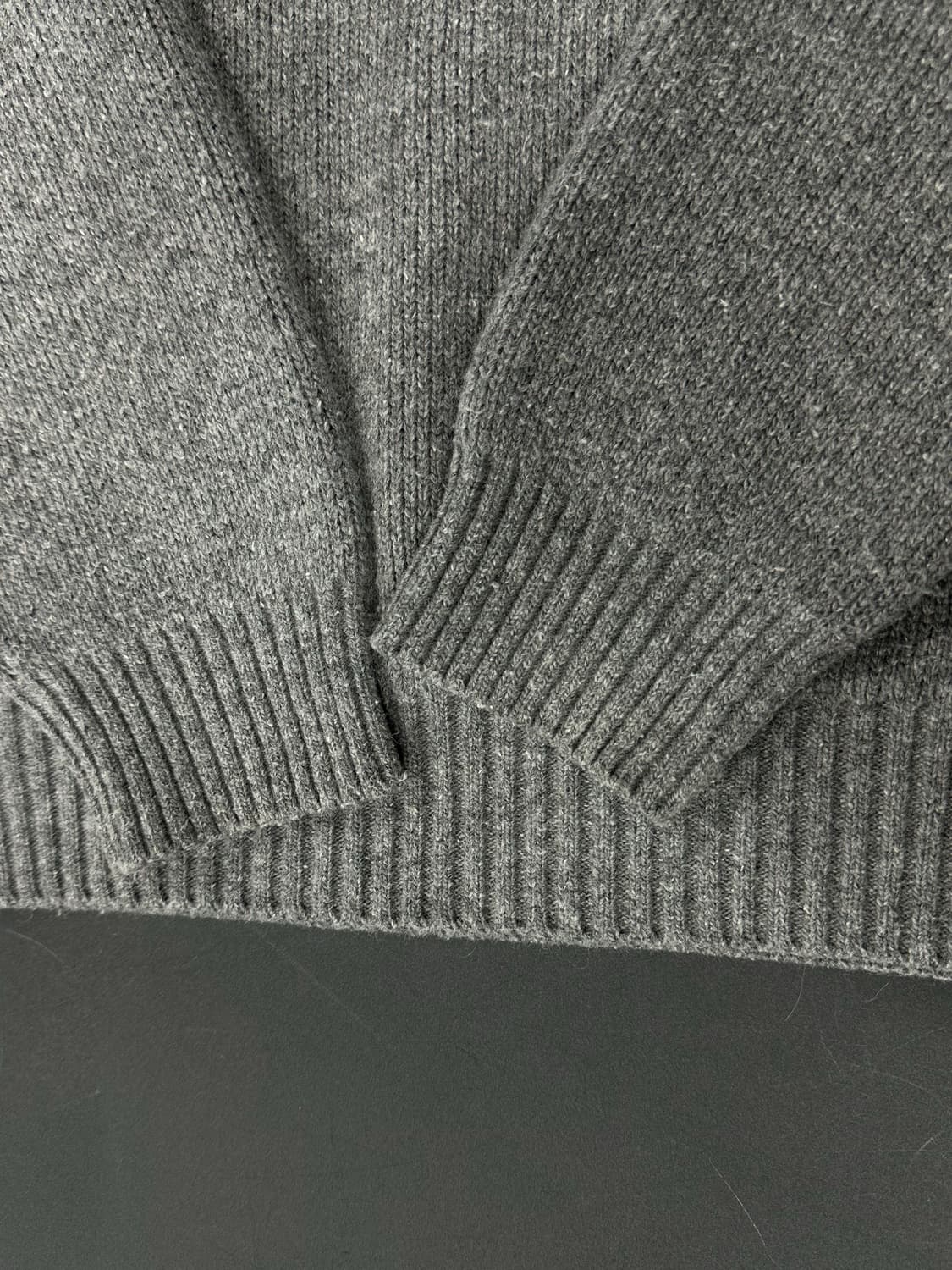 아조바이아조 그레이 DBOF 레터링 울 니트 상품이미지6