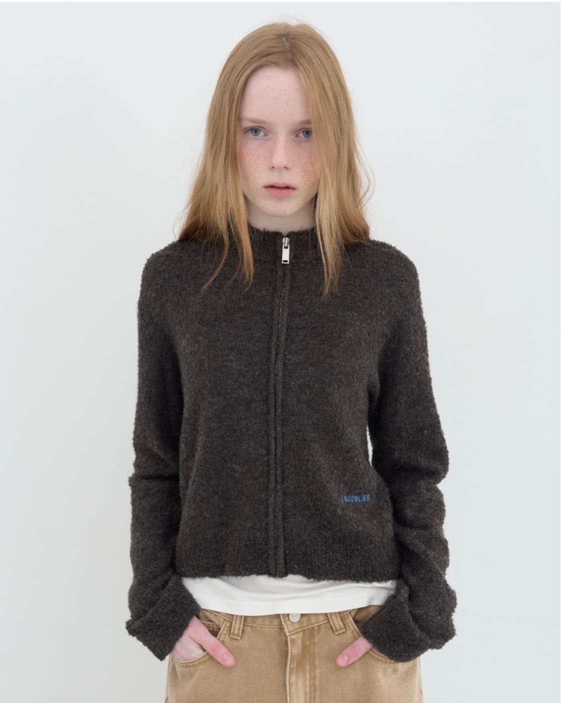 엔조블루스 부클 크롭 니트 집업 차콜 상품이미지2