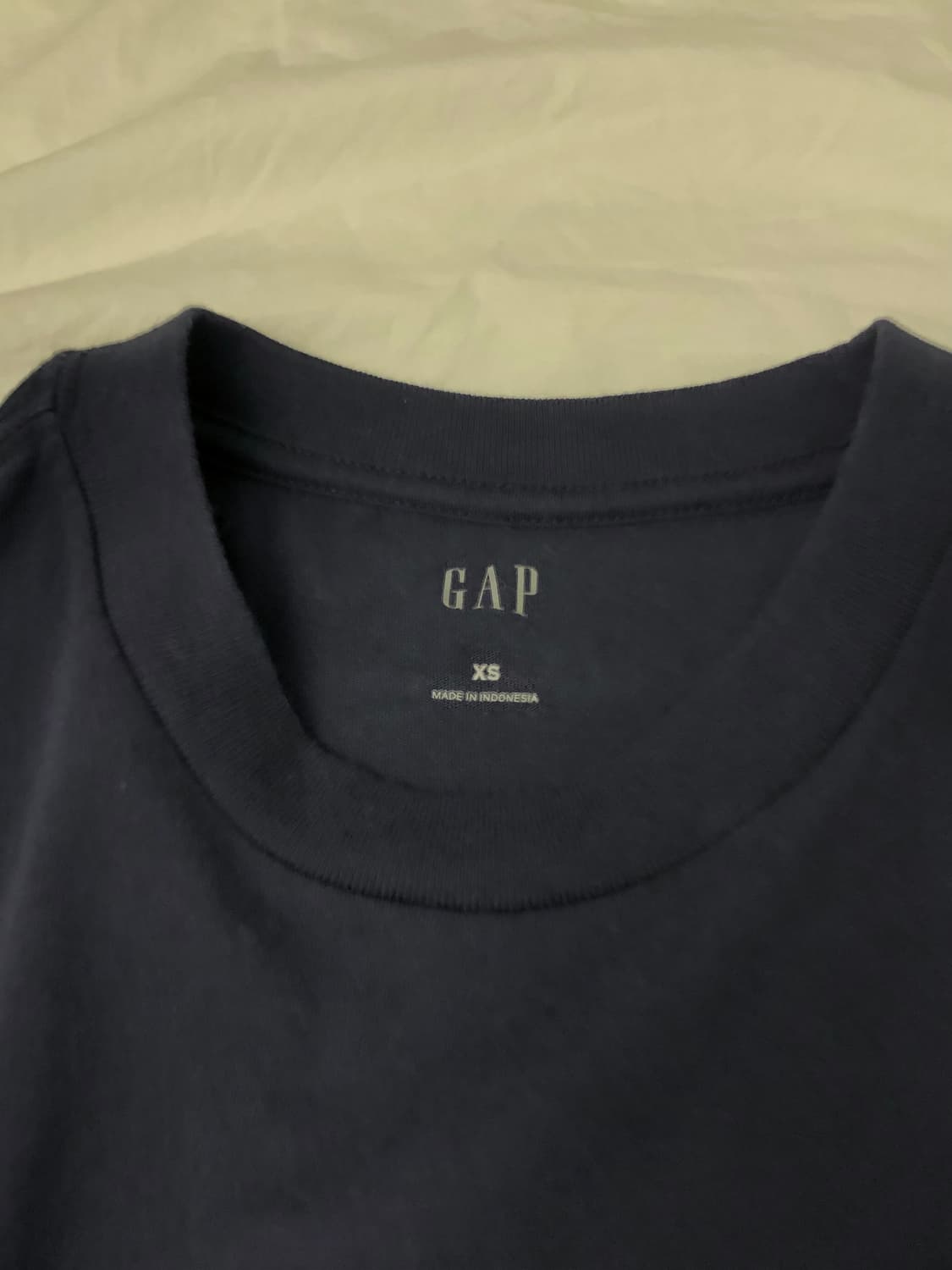 [새상품] 갭 로고 반팔티셔츠 (navy) 상품이미지3