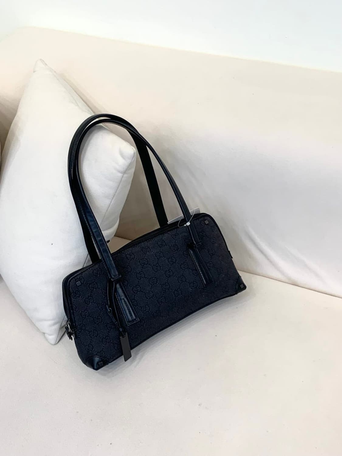 구찌 GG 캔버스 숄더백 (정품) 상품이미지1