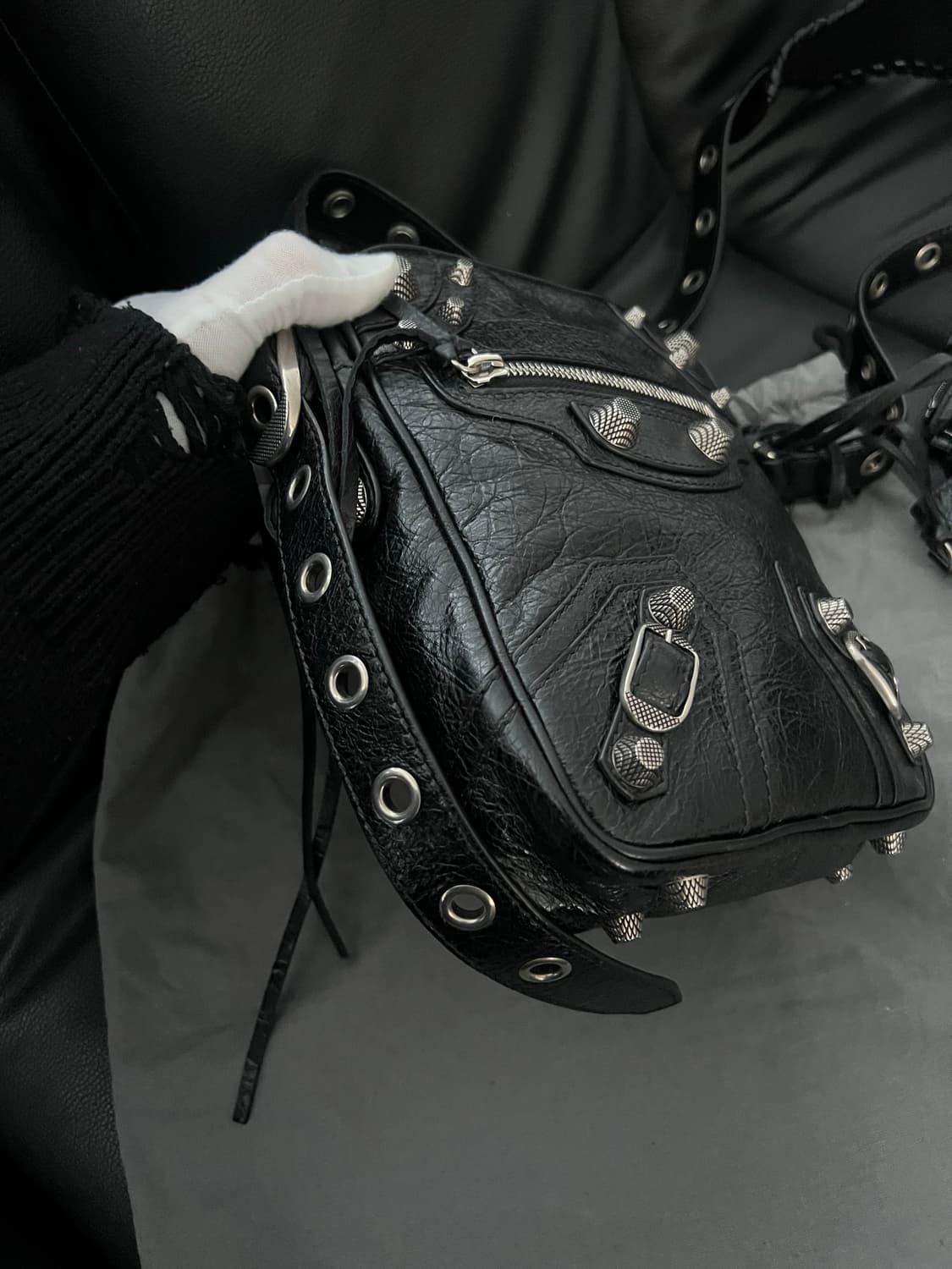 발렌시아가 르카골 아레나 크로스백 상품이미지2