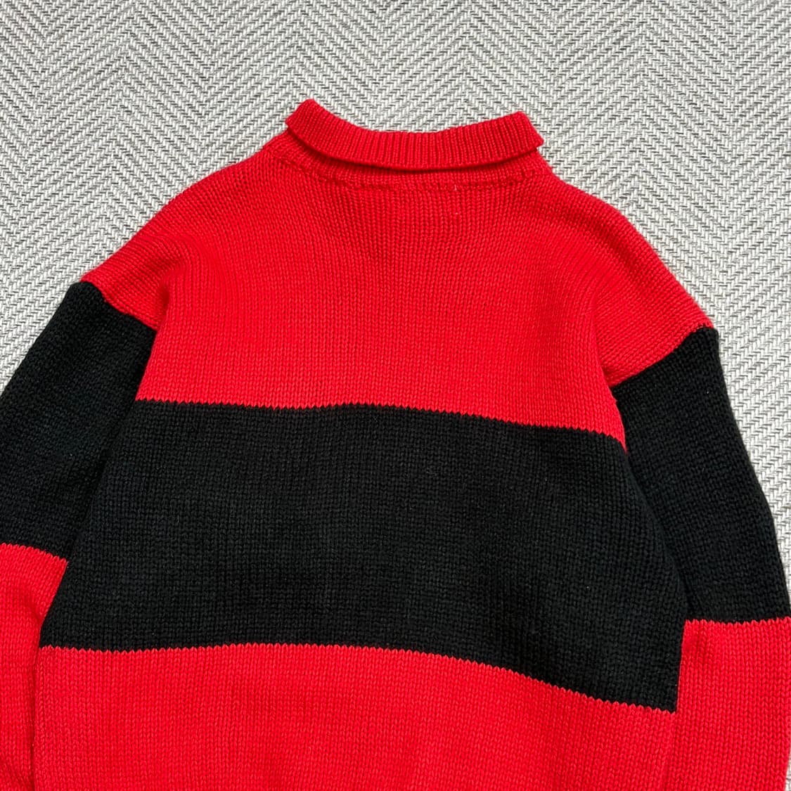 코카콜라 로고 스웨터 v1597 상품이미지4