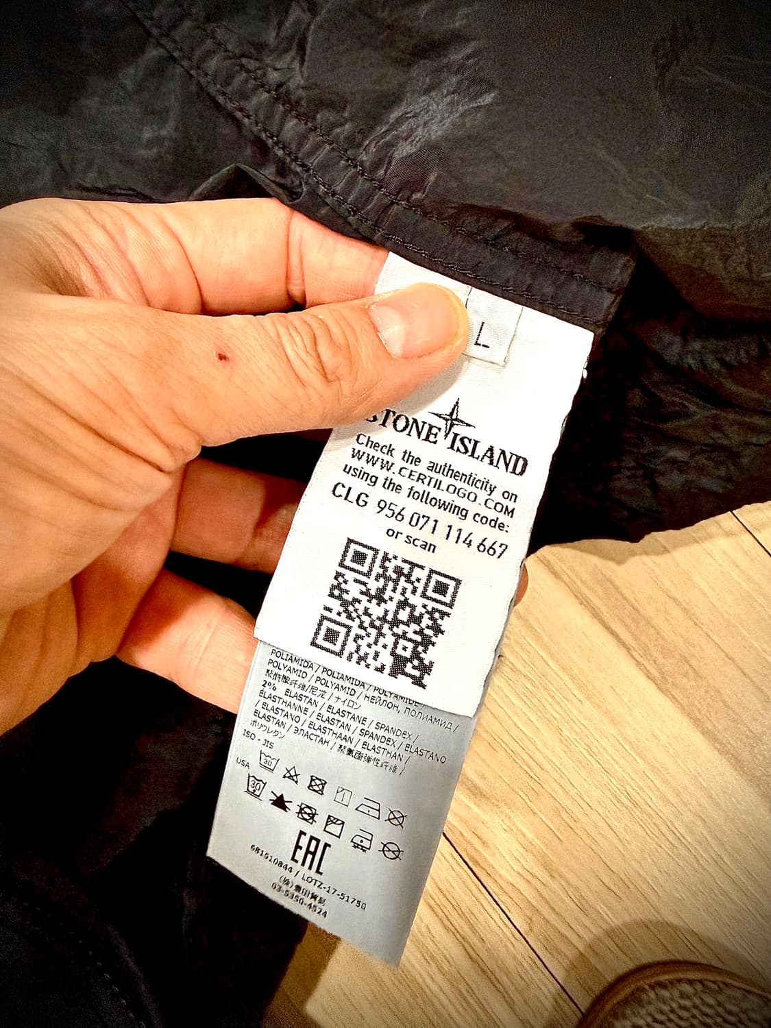 스톤아일랜드 18SS 나일론 메탈 오버셔츠 (블랙 / L) 상품이미지4