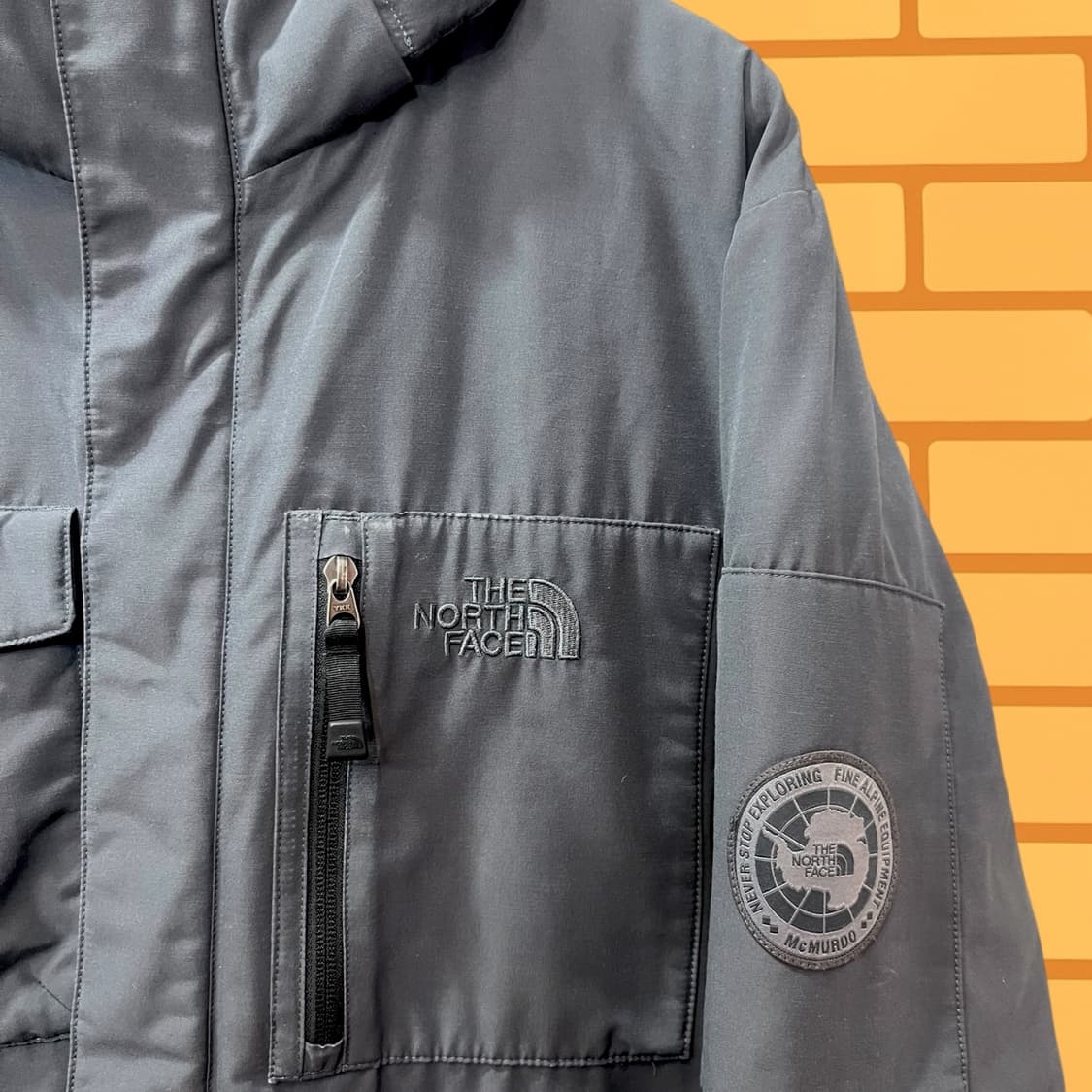 노스페이스 맥머도 시리즈 헤비 다운 패딩 자켓 (XL) 상품이미지2