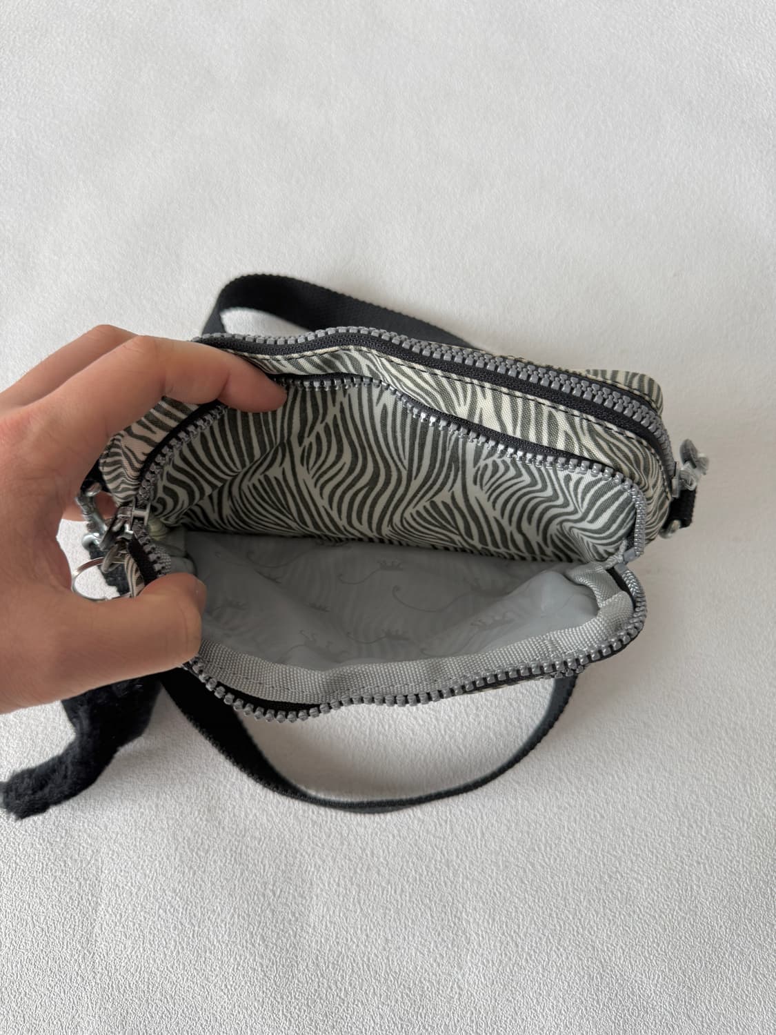 키플링(Kipling) 지브라 미니 크로스백 상품이미지6