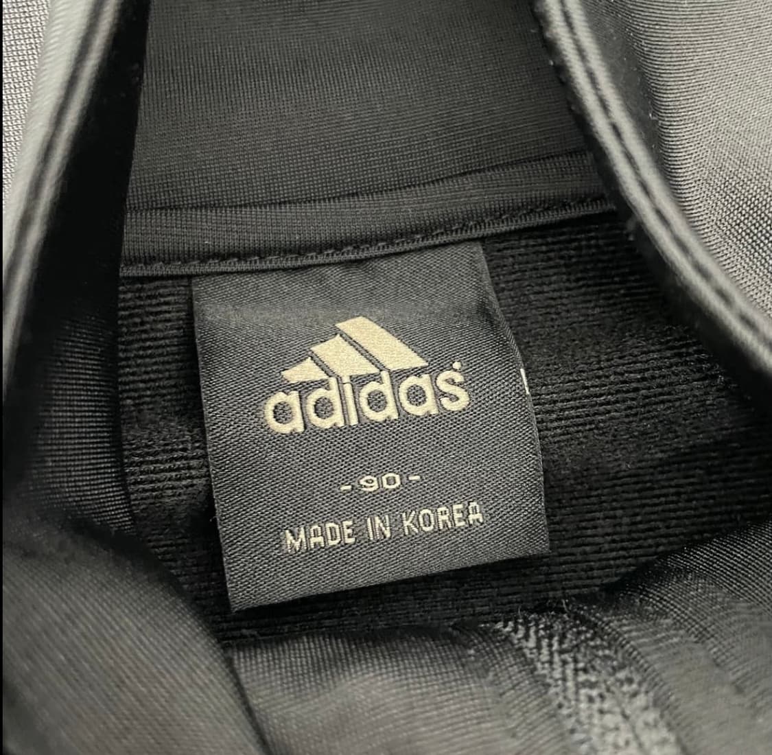 y2k 아디다스 딱붙핏 블랙 삼선 미니멀 트랙탑 져지 자켓 상품이미지3