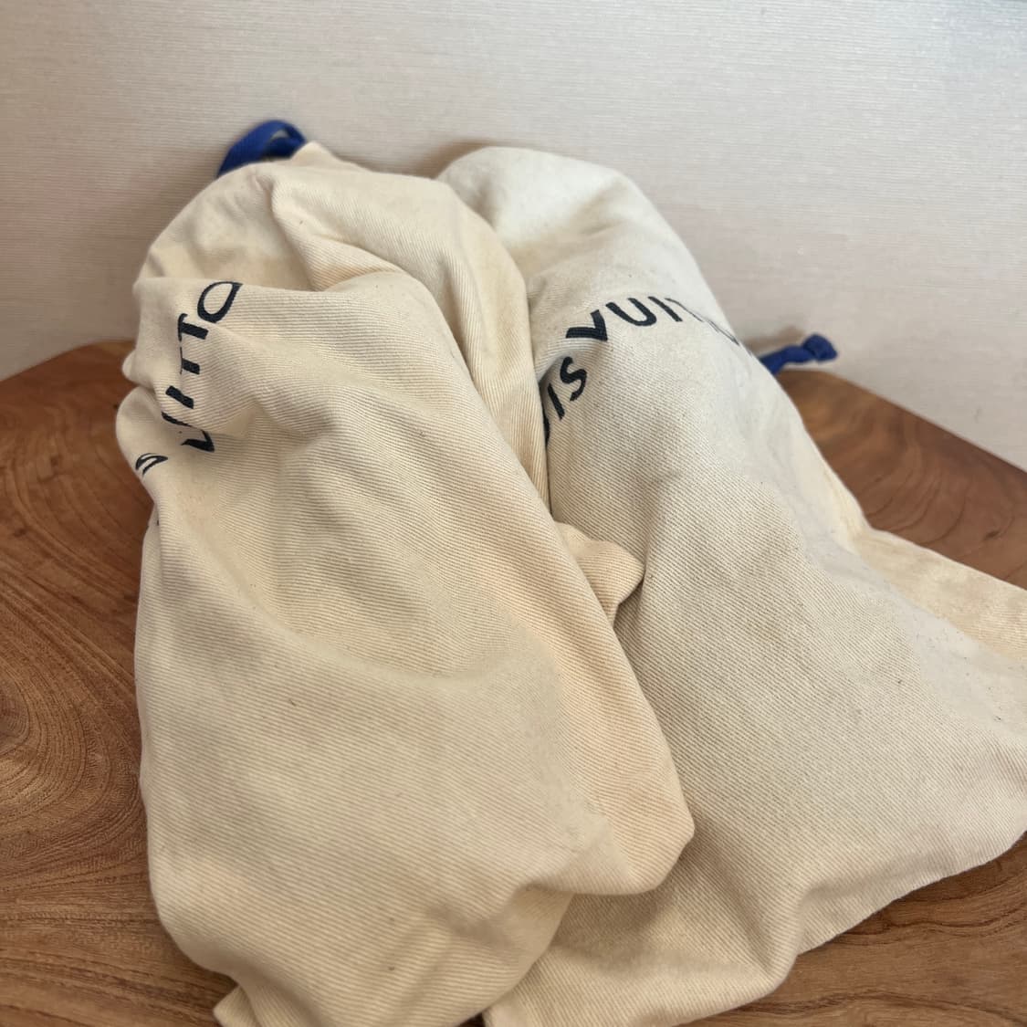 루이비통 프런트로우 스니커즈 37 상품이미지7