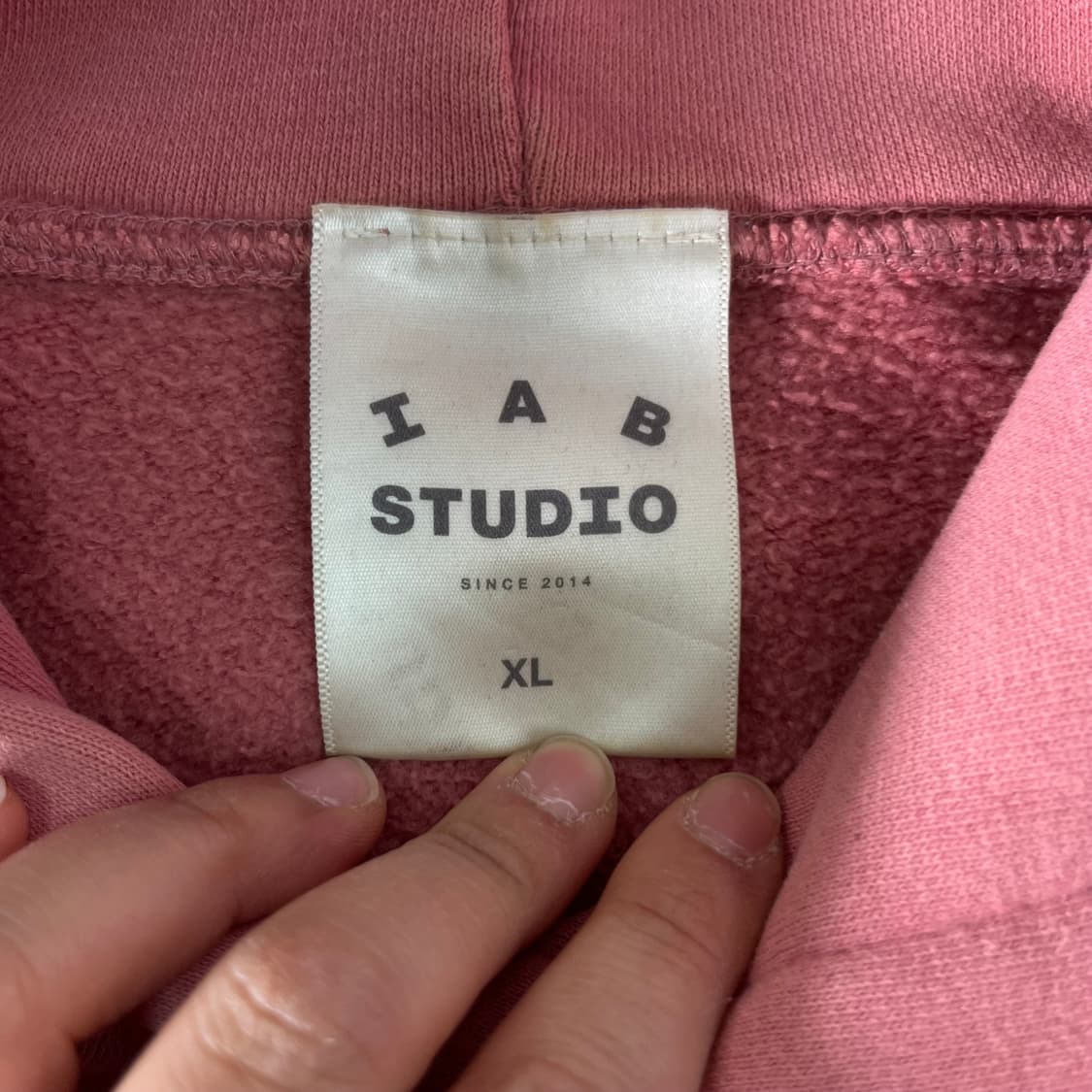 105 아이앱 스튜디오 핑크 후드티  상품이미지4