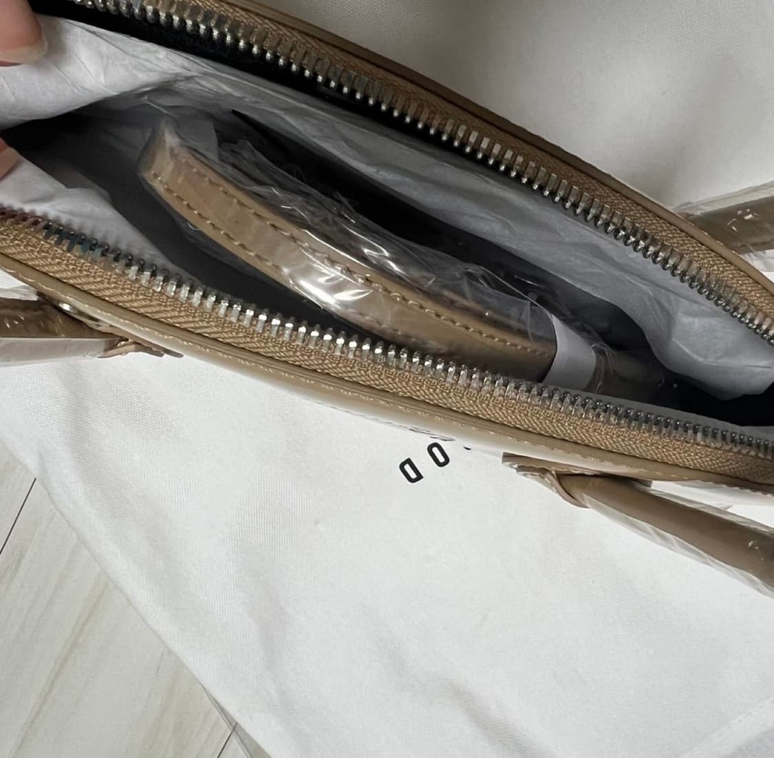 (새상품) 마지셔우드 베셋 숄더백 베이지 상품이미지2