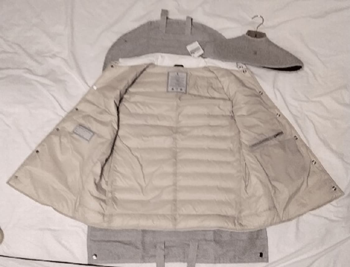 새상품 브루넬로 쿠치넬리  패딩조끼 L  상품이미지4