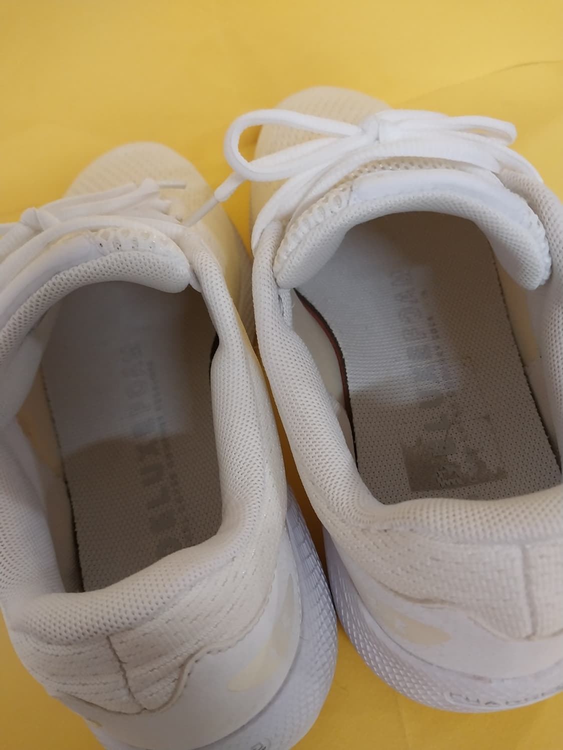 남성 언더아머 차지드 화이트 운동화 (260) 상품이미지6