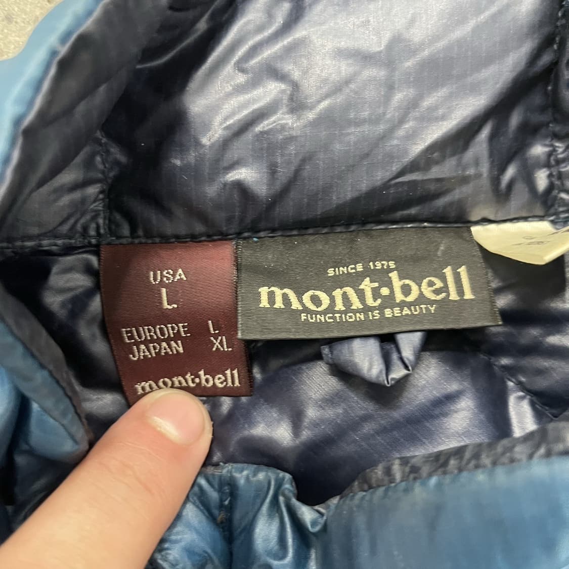 10s 몽벨 경량패딩 블루 상품이미지2