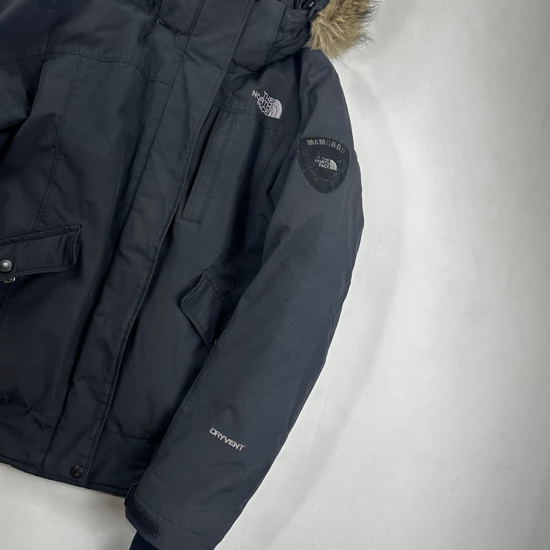 노스페이스 맥머도 시티 구스다운 봄버 자켓 상품이미지4