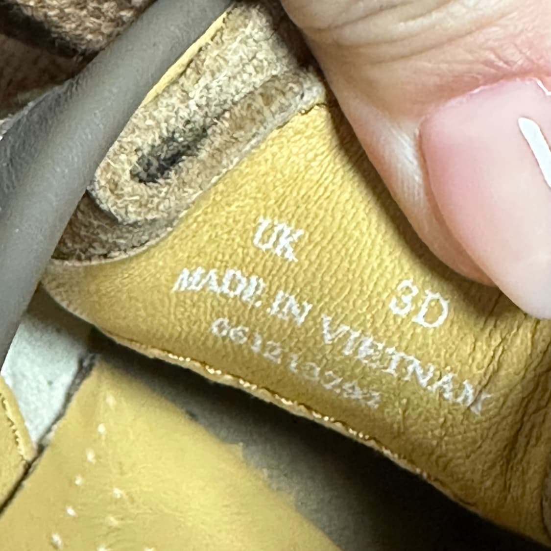 클락스 나탈리 오크우드 스웨이드 로퍼 상품이미지9