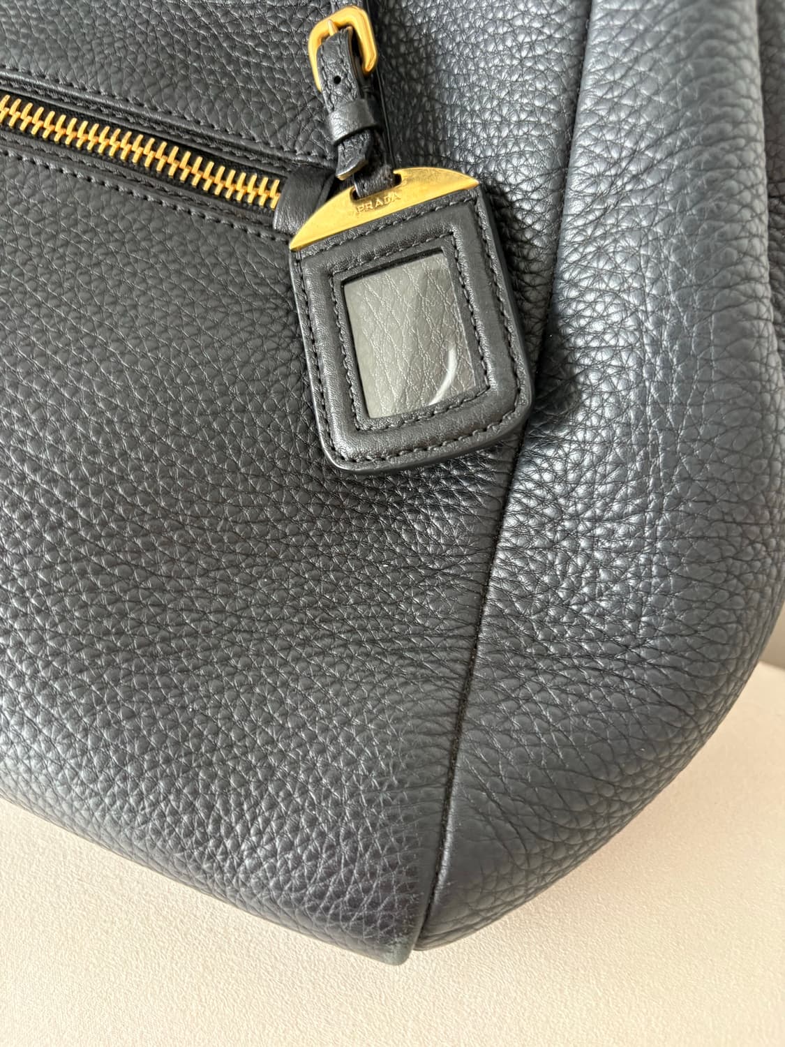 프라다 블랙 가죽 토트백 상품이미지7