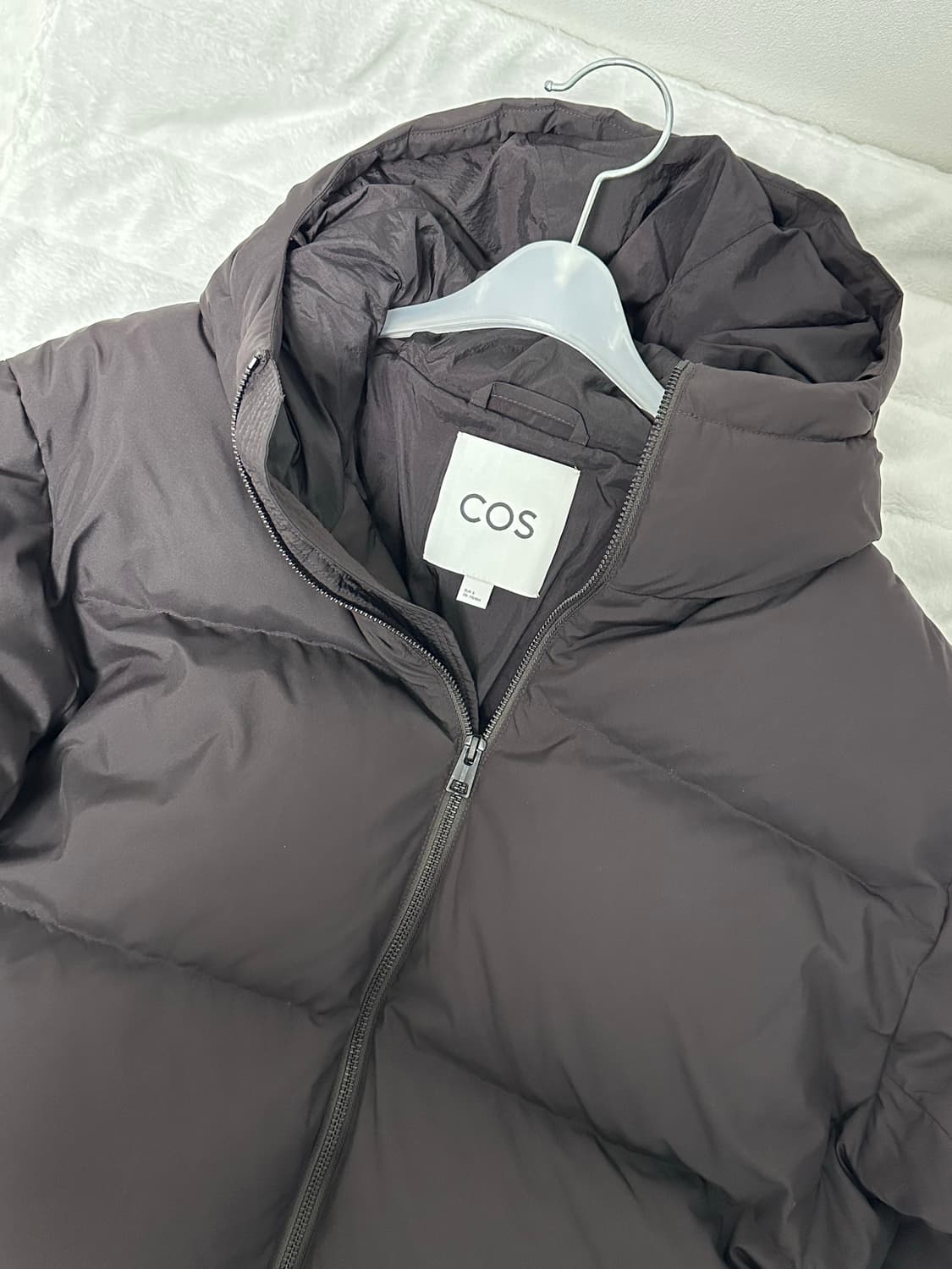 [S]COS 퀼티드 후드 다운 재킷 다크브라운 상품이미지2