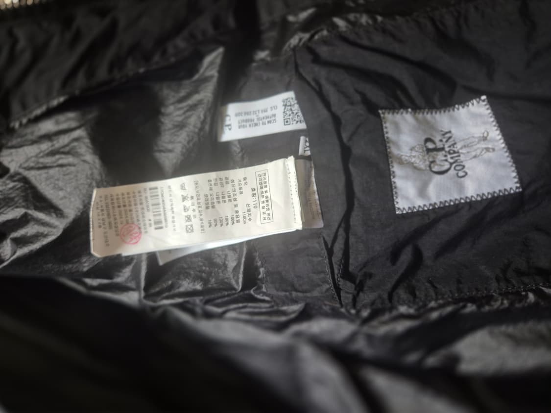 C.P. Company 씨피컴퍼니 패딩 상품이미지4