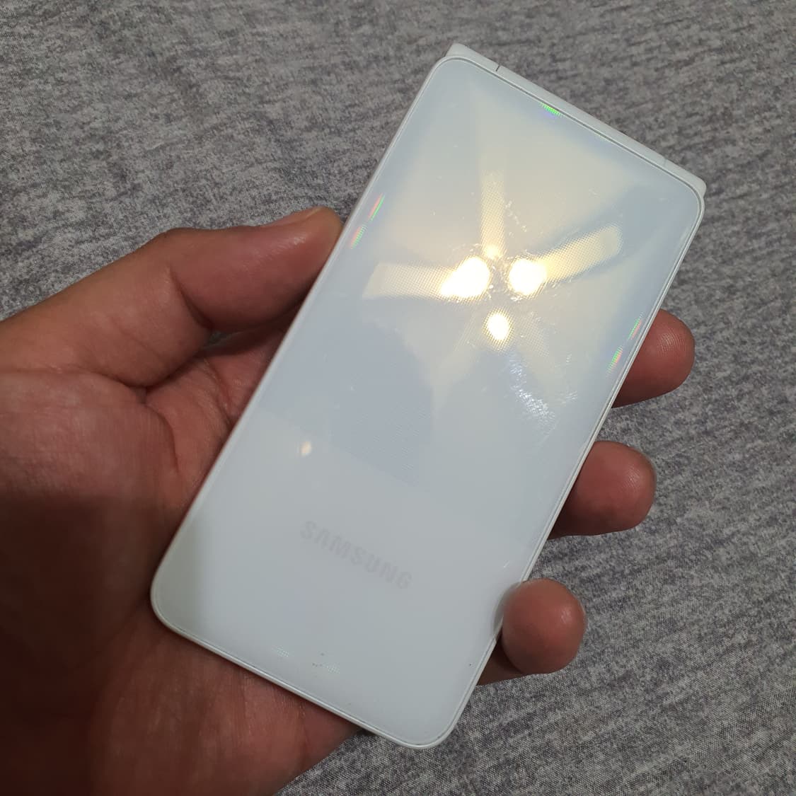 삼성 갤럭시폴더2 sm-g160n 32기가 상품이미지2