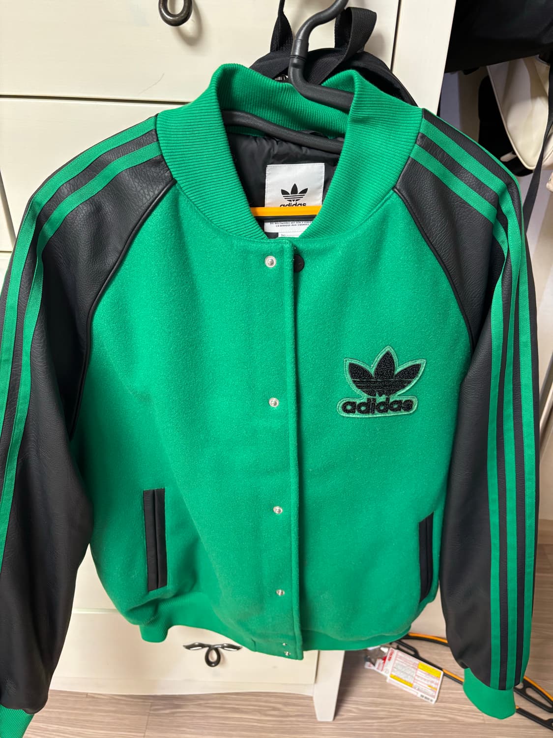 아디다스SST봄버 그린 블랙 자켓 상품이미지1