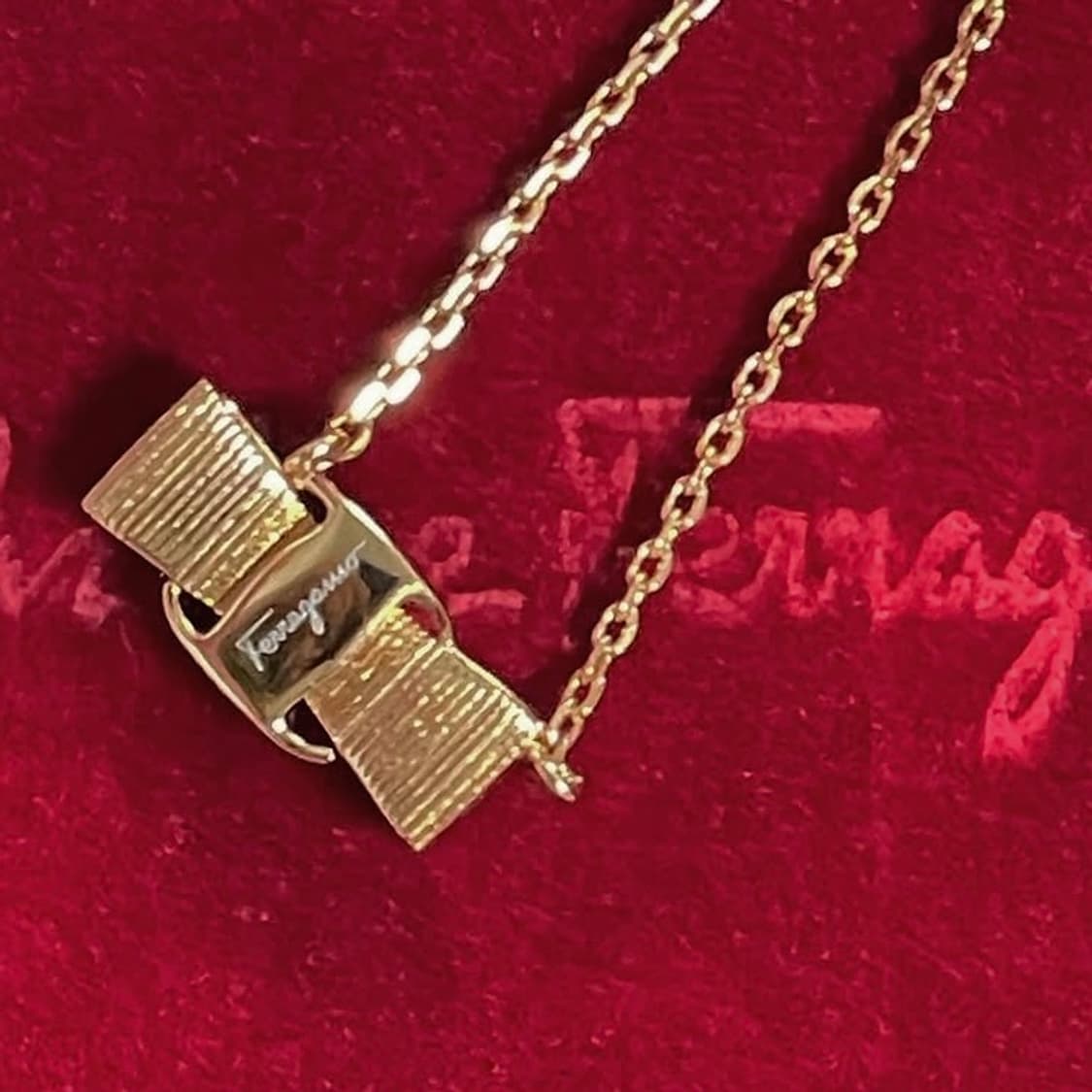 페라가모 바라 펜던트 네크리스 상품이미지1