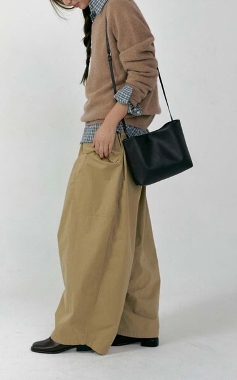 하스타 헨리스트랩백 양가죽 크로스 숄더백 상품이미지1