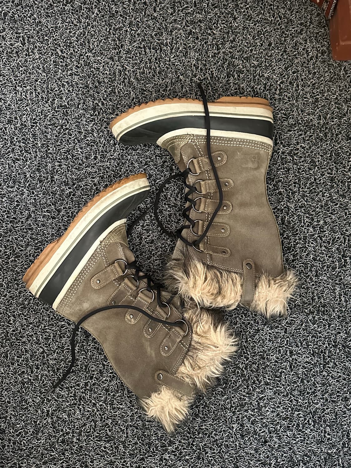 쏘렐 여성 방한 부츠 225mm 상품이미지4