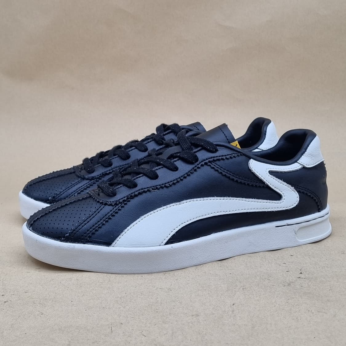 치스윅 남성스니커즈 250 상품이미지1