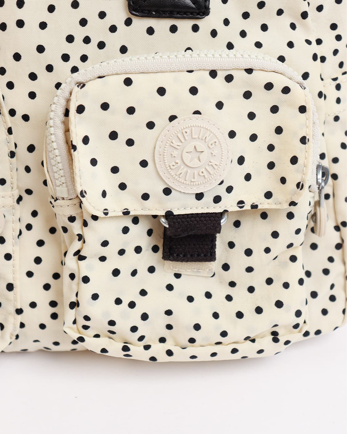 [KIPLING] 도트 패턴 멀티 포켓 숄더백 상품이미지3