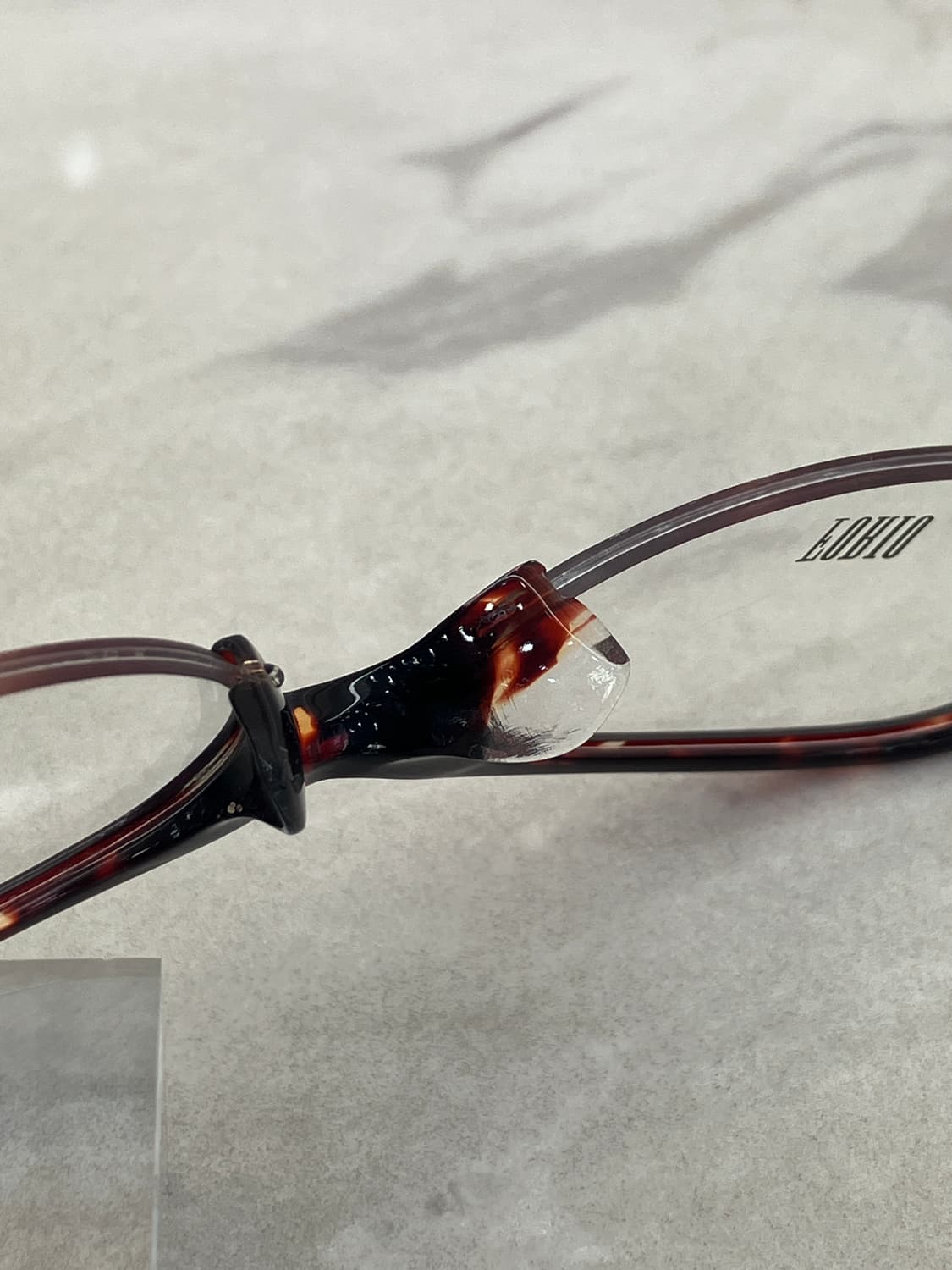 포리오 Forio 브라운 오벌 반무테 안경 상품이미지9